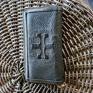 Tory Burch wallet